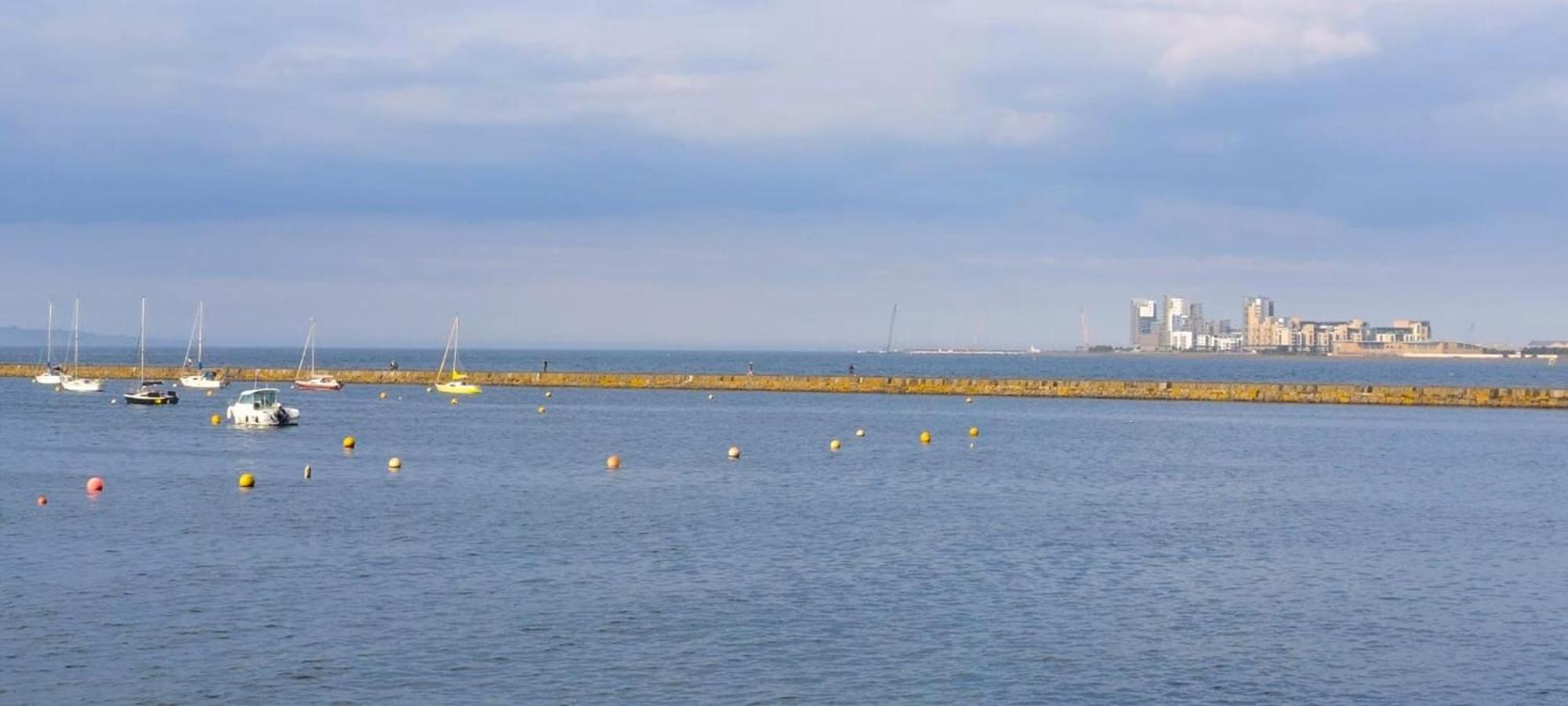 Lovely Sea Rooms, Easy Access To Centre & Airport 爱丁堡 外观 照片